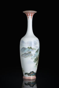 <b>Vase aus Eierschalenporzellan mit 'Qianjiang'-Landschaftsdekor</b>